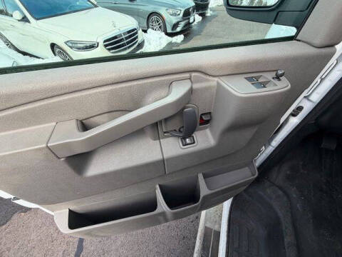 2024 Chevrolet Express 2500