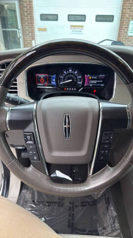 2016 Lincoln Navigator Select