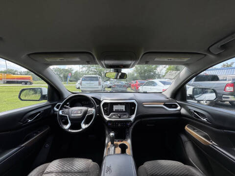 2017 GMC Acadia SLE-2