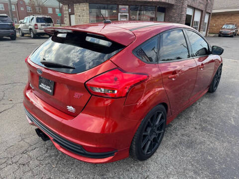 2018 Ford Focus ST