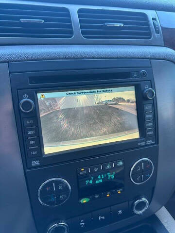 2011 GMC Yukon XL SLT