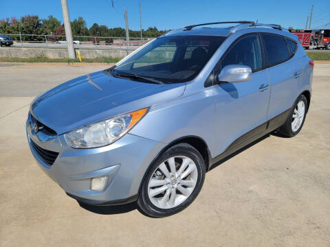 2012 Hyundai Tucson for sale at Auto World of Atlanta Inc in Buford GA
