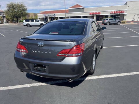 2008 Toyota Avalon XL