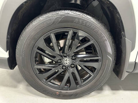 2025 Toyota Corolla Cross Hybrid Nightshade