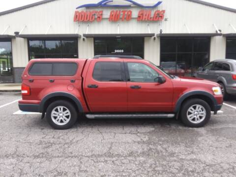 2008 Ford Explorer Sport Trac for sale at DOUG'S AUTO SALES INC in Pleasant View TN