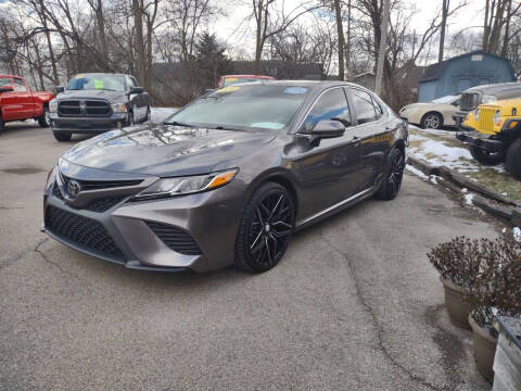 2020 Toyota Camry for sale at Dave's Car Corner in Hartford City IN