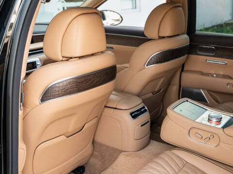 2023 Genesis G90 3.5T e-Supercharger