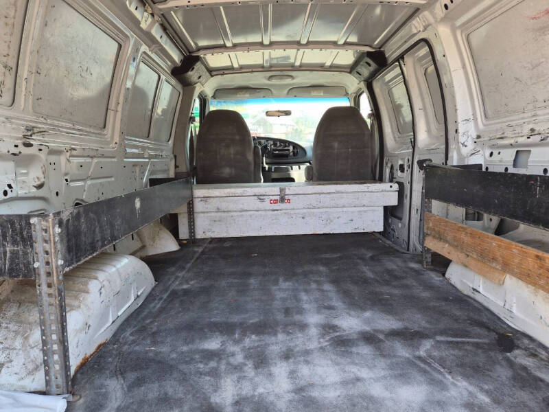 2008 Ford E-Series E-250