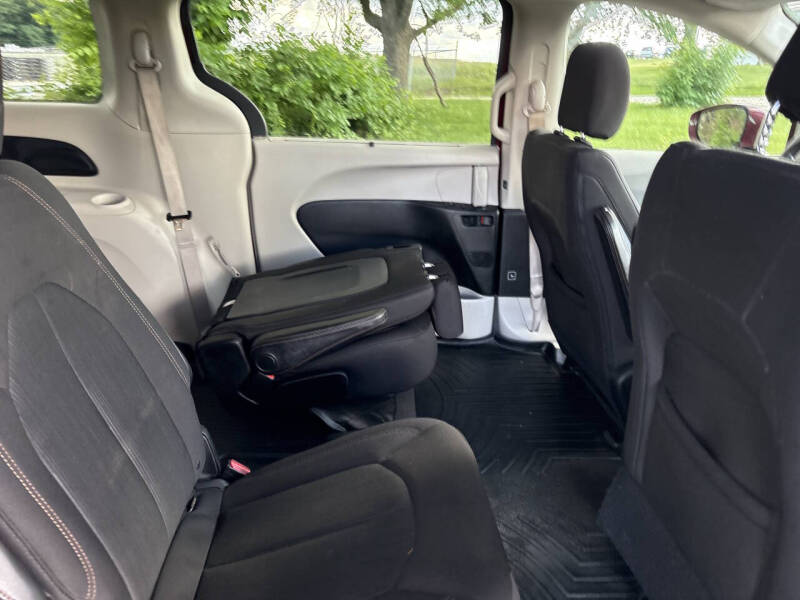 2018 Chrysler Pacifica Touring Plus