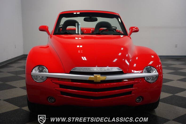 2004 Chevrolet SSR LS