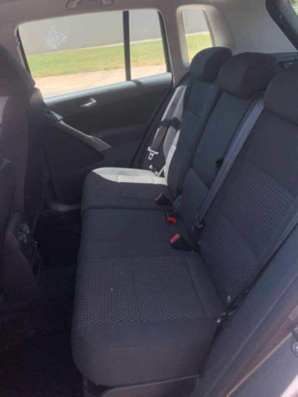 2010 Volkswagen Tiguan S