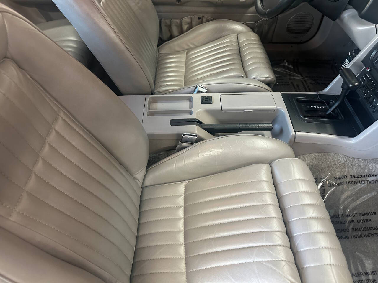 1990 Ford Mustang 39