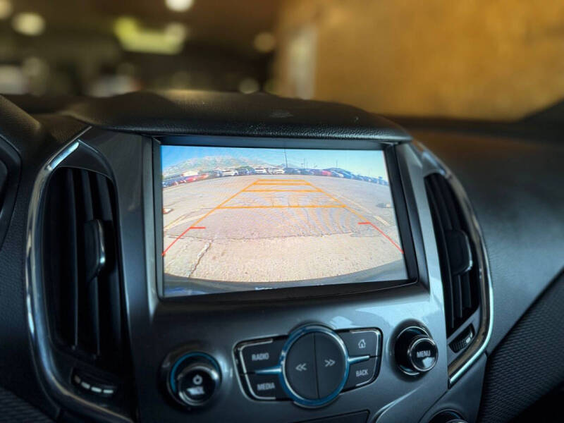 2017 Chevrolet Cruze LT Auto