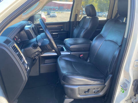 2017 RAM 1500 Laramie