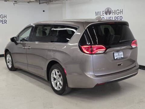 2017 Chrysler Pacifica Touring Plus