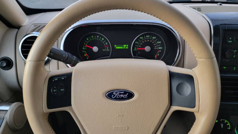 2006 Ford Explorer XLT