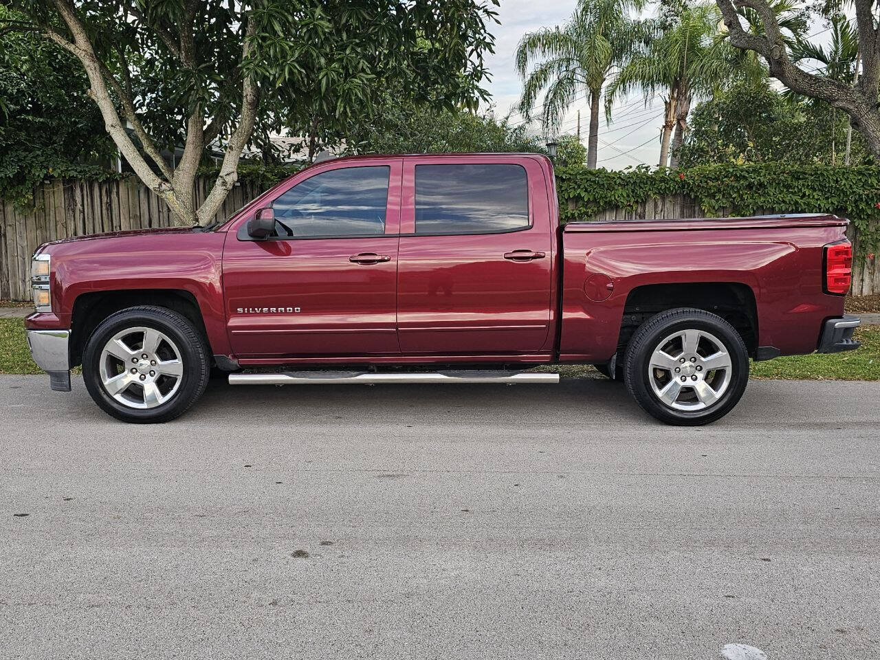 2015 CHEVROLET Silverado Pickup - $15,785