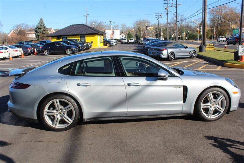 2018 Porsche Panamera 4 E-Hybrid