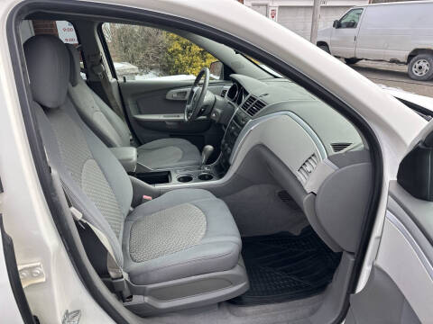 2012 Chevrolet Traverse LS