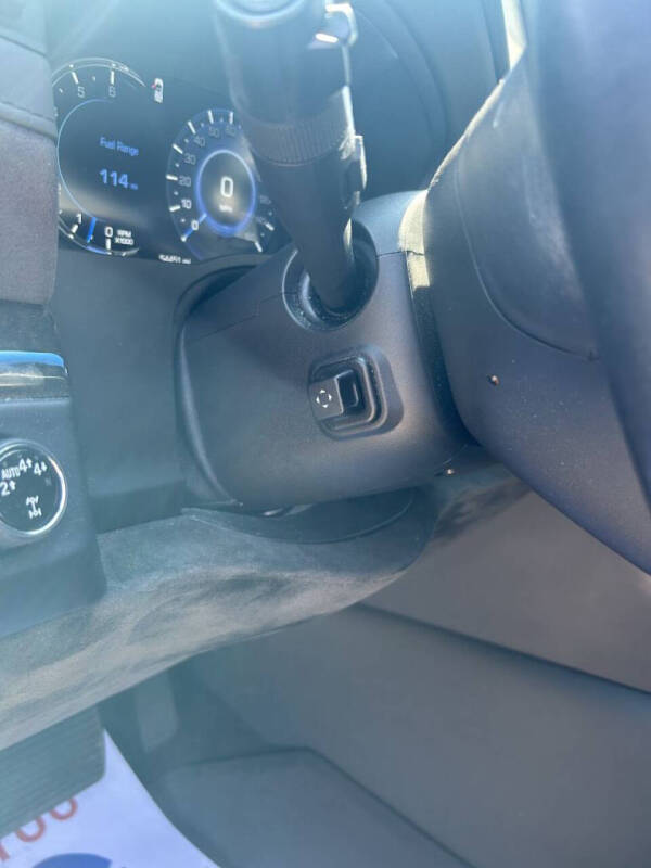 2019 Cadillac Escalade Platinum