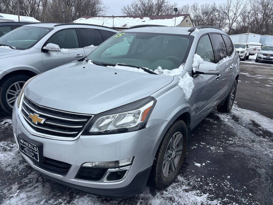 2015 Chevrolet Traverse 2LT's photo