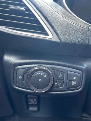 2019 Lincoln Nautilus Select