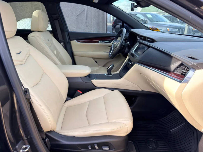 2019 Cadillac XT5 Luxury