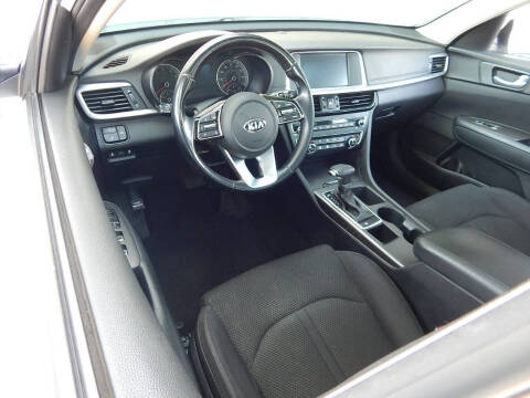 2019 Kia Optima LX