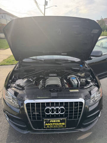 2010 Audi Q5 3.2 quattro Premium Plus