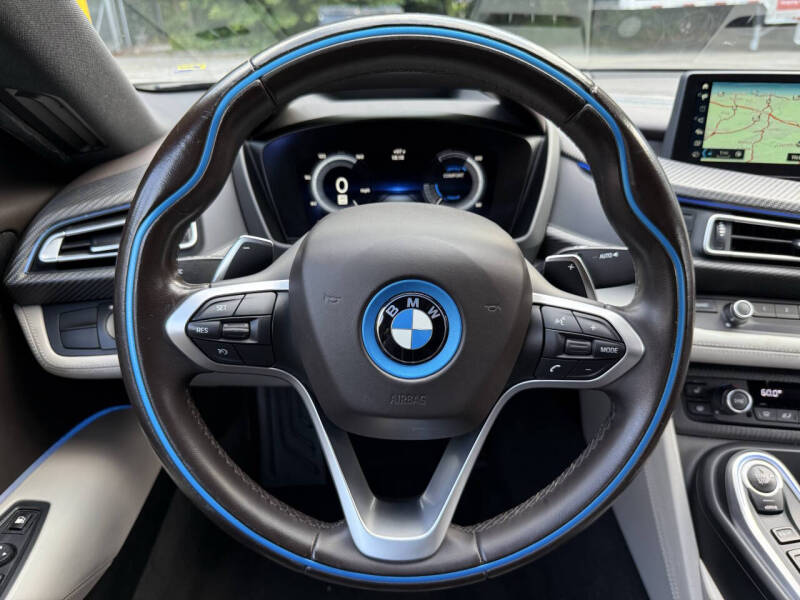 2019 BMW i8