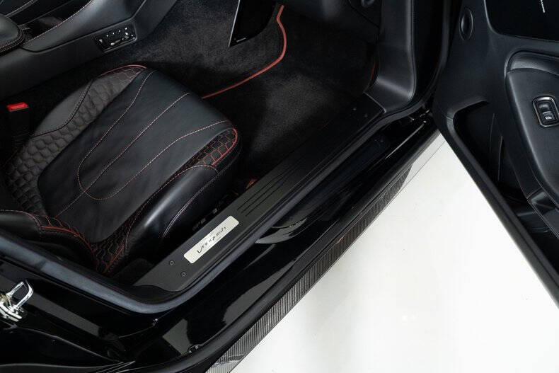 2015 Aston Martin Vanquish Volante