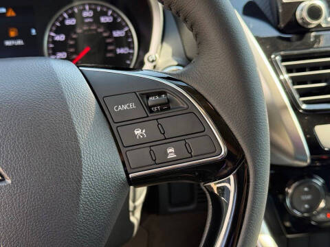 2026 Mitsubishi Eclipse Cross SE