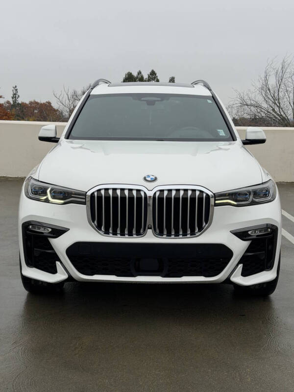 2019 BMW X7 xDrive50i