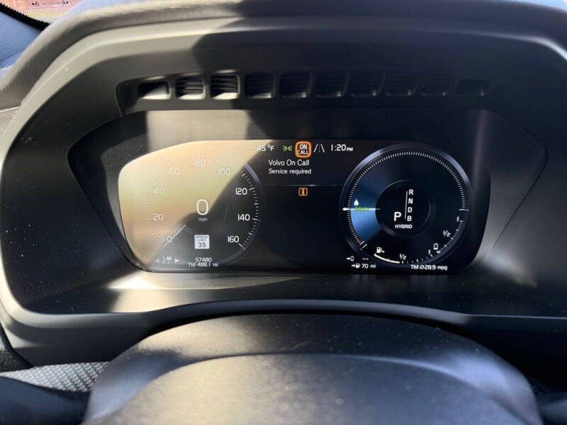 2018 Volvo XC90 T8 eAWD R-Design