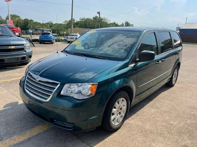 2009 Chrysler Town and Country for sale at Wheelstone Auto Sales in La Porte TX