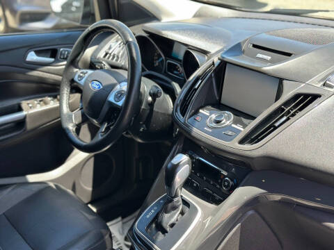 2014 Ford Escape Titanium
