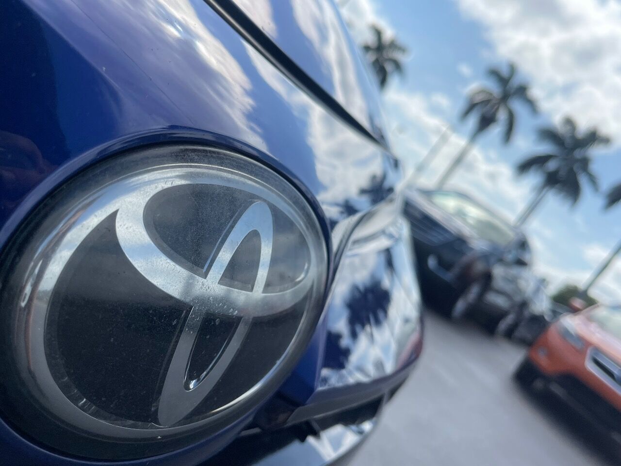 2018 TOYOTA Corolla Sedan - $13,900