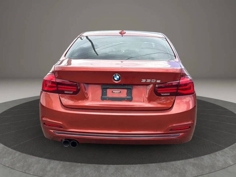 2018 BMW 3 Series 330e iPerformance