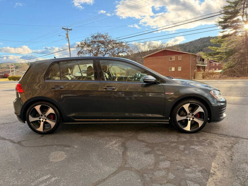2017 Volkswagen Golf GTI S