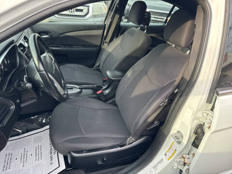 2014 Chrysler 200 Touring