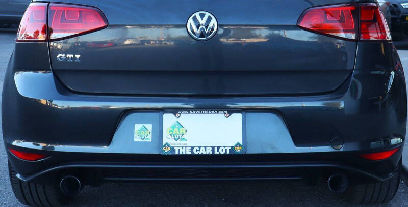 2015 Volkswagen Golf GTI SE