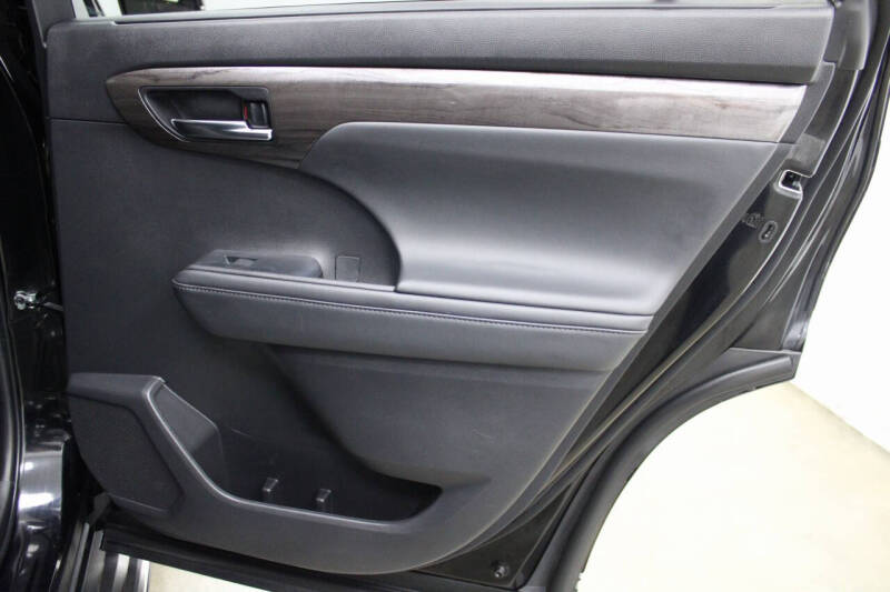 2022 Toyota Highlander Limited