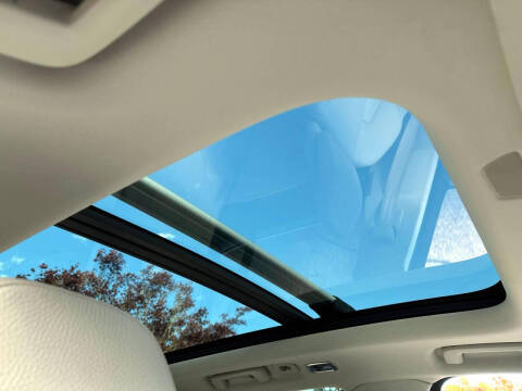 2017 Volvo XC90 T6 Momentum