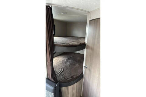 2020 Coachmen RV Catalina Summit 8