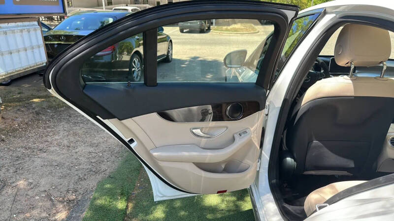 2017 Mercedes-Benz C-Class