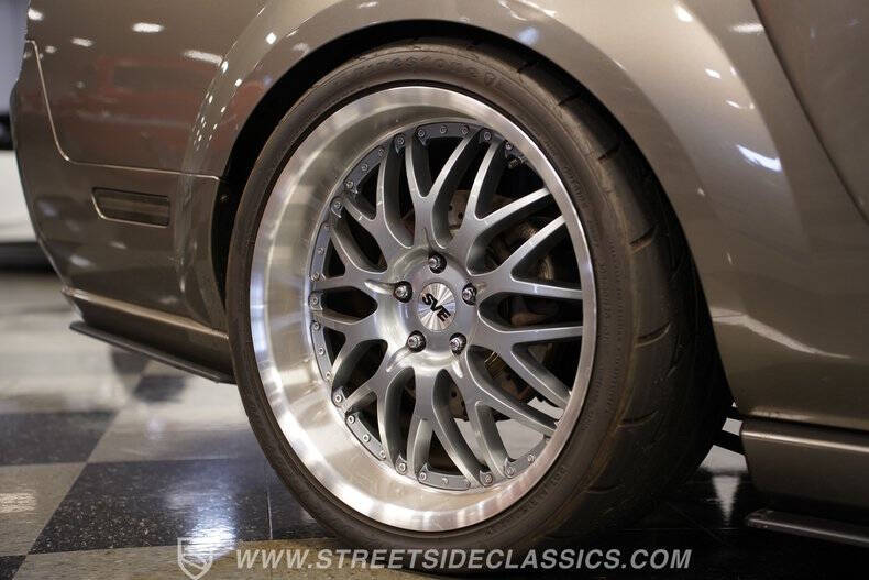 2005 Ford Mustang