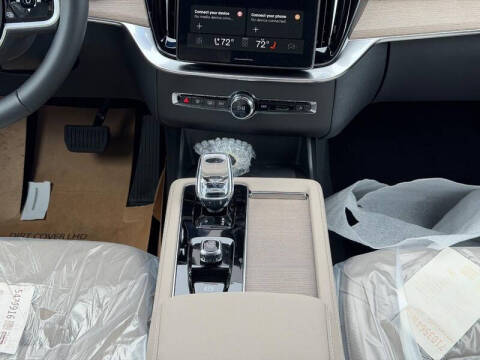 2026 Volvo XC90 B6 Plus 7P