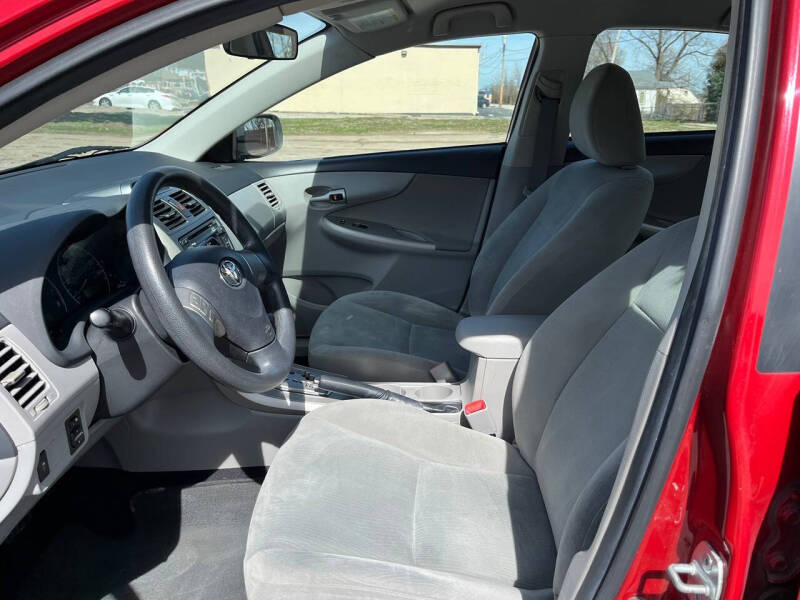 2012 Toyota Corolla LE