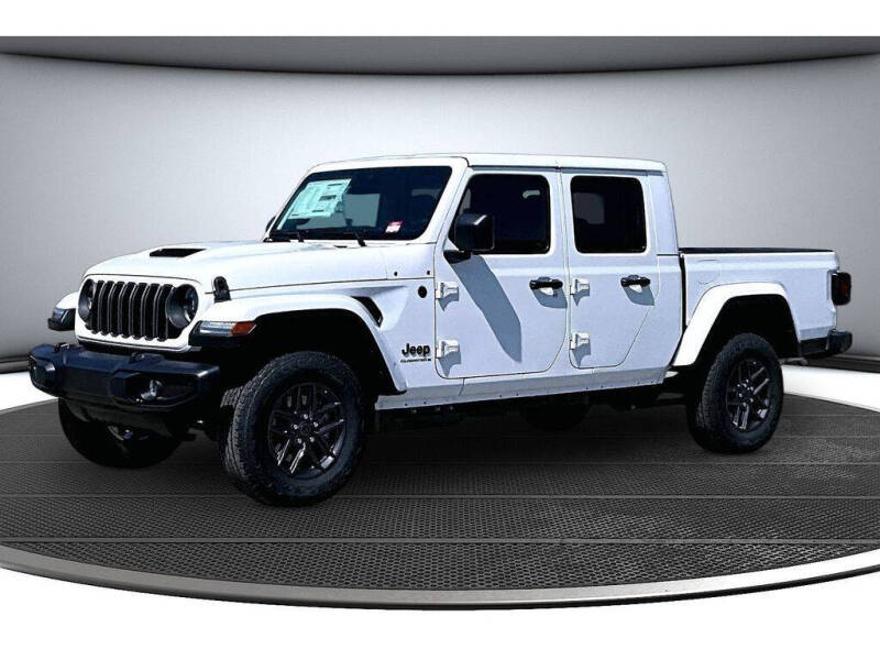 2026 Jeep Gladiator Sport S
