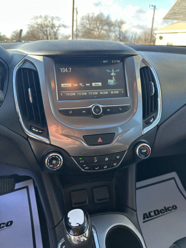 2018 Chevrolet Cruze LT Auto